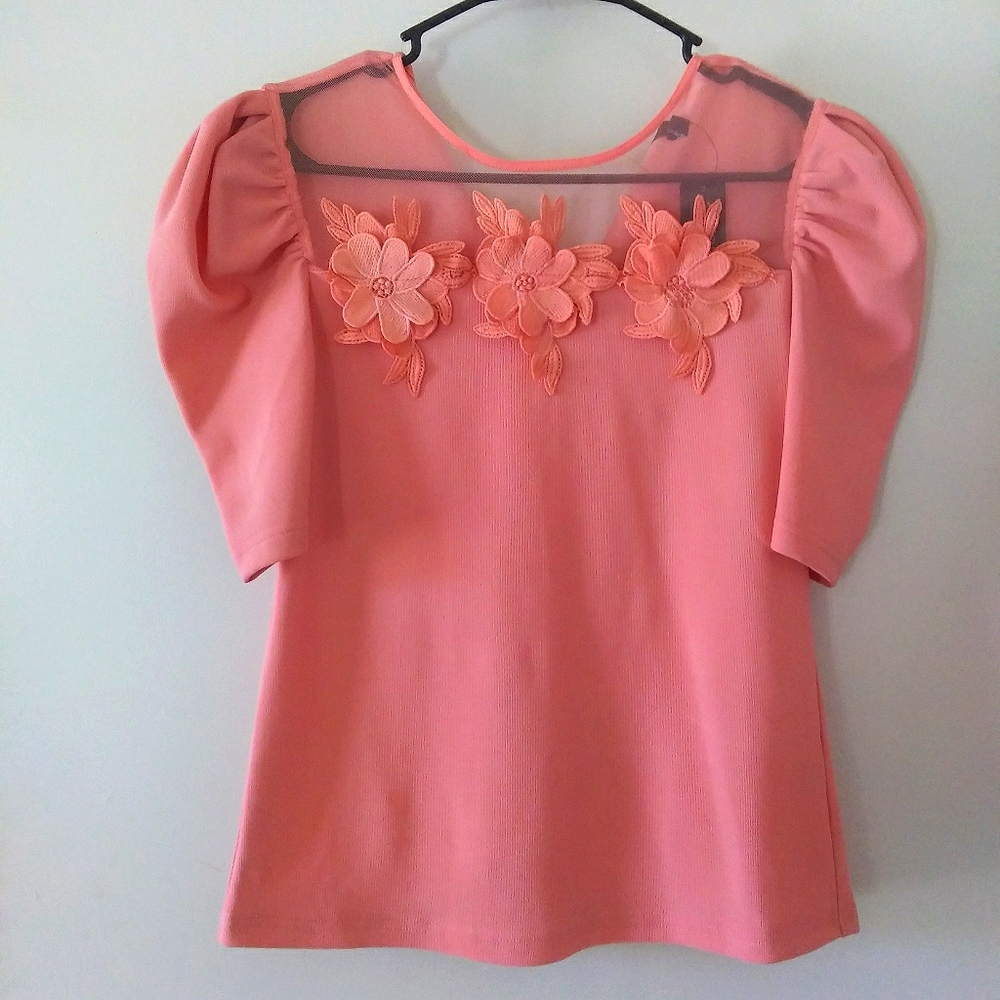 Puff-Sleeve Body-Con Embroidered Floral Blouse